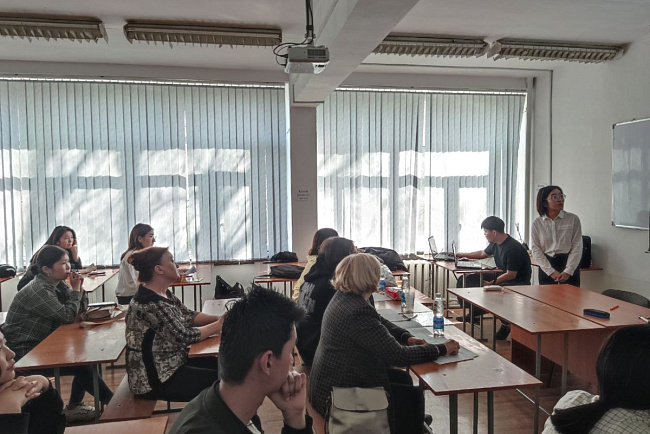 В КРСУ прошла межвузовская студенческая конференция «Восстановление мировой экономики  после  пандемии COVID-19. Вызовы и тенденции»